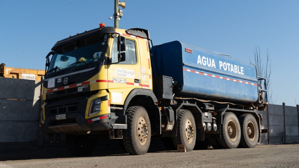CAMION TOLVA AGUA INDUSTRIAL